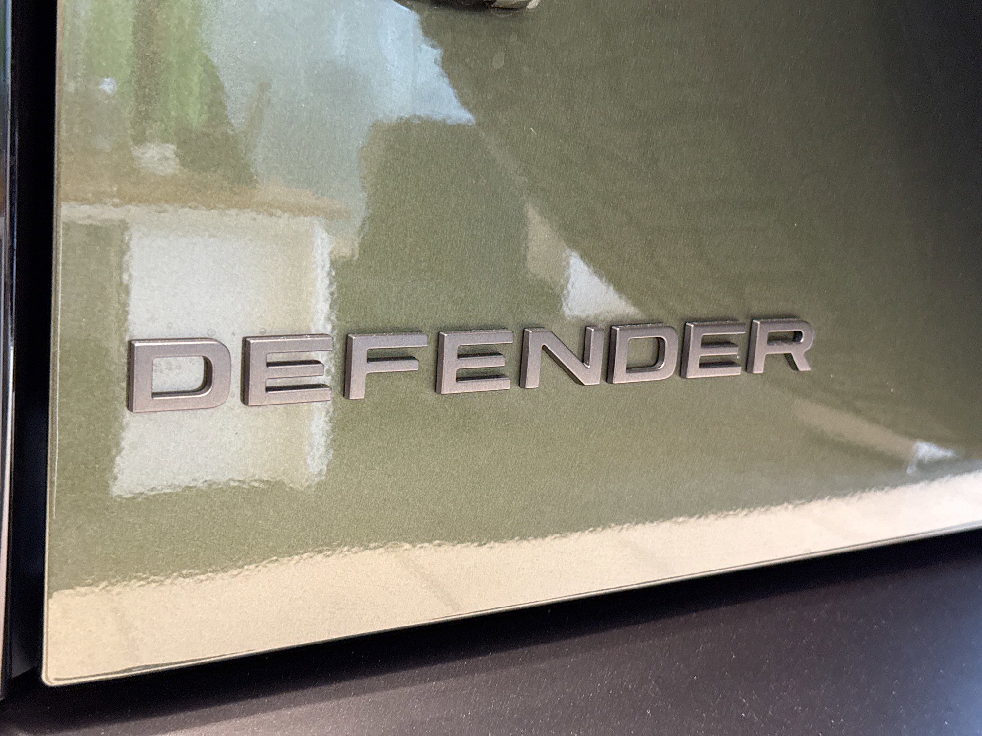 New 2026 Woolstone Green Land Rover X-Dynamic SE image 11
