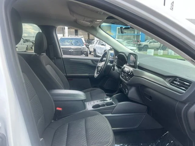 Used 2024 White Ford Active image 32