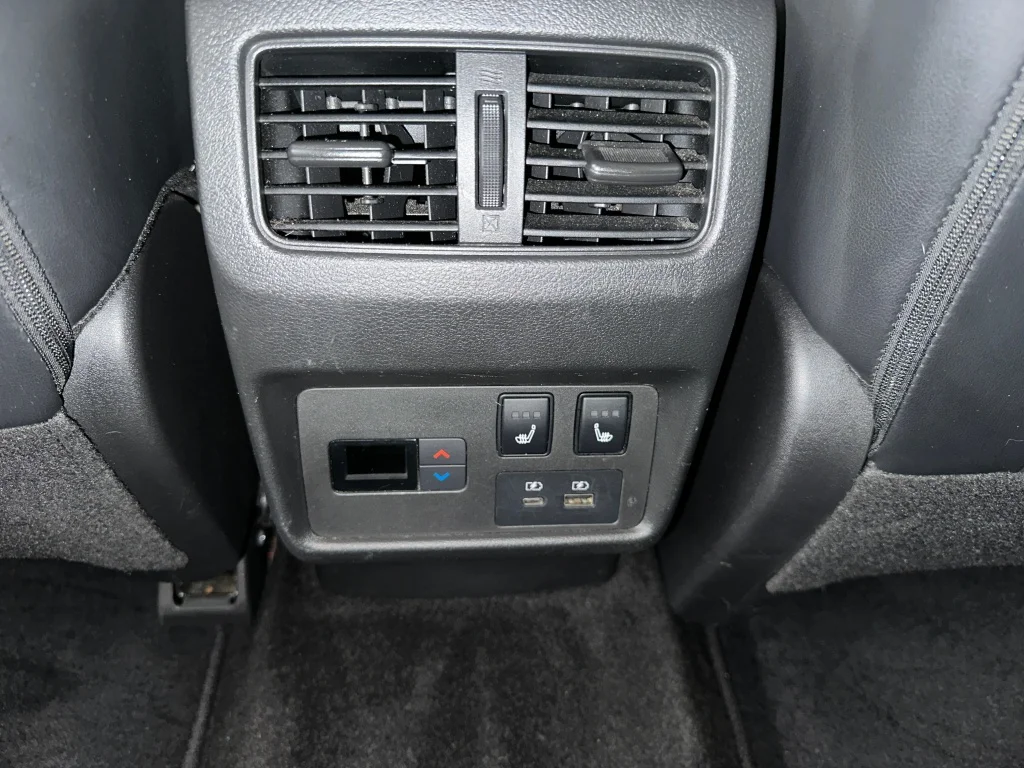 Certified Used 2022 Gun Metallic Nissan Platinum image 21