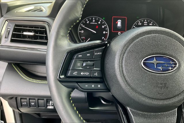 Used 2025 White Subaru Onyx Edition Touring image 13