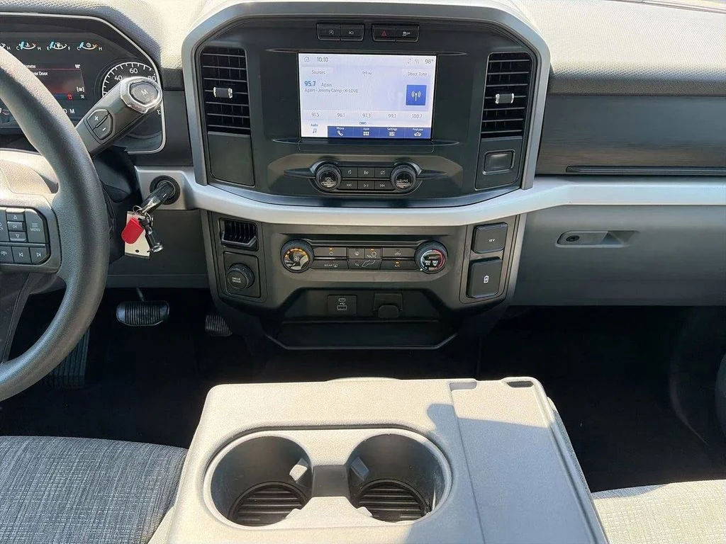 Used 2023 Silver Ford XLT image 11