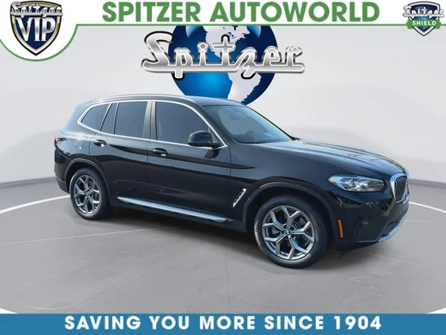 Used 2024 Black BMW sDrive30i image 2