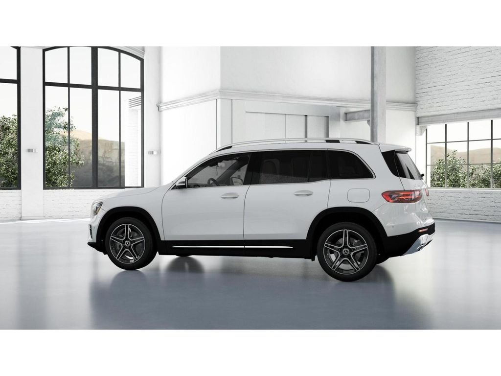 New 2026 Polar White Mercedes-Benz GLB 250 image 32