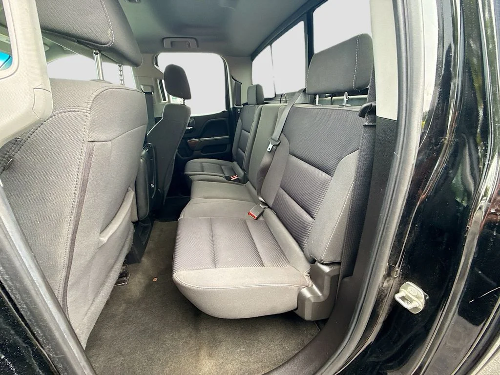 Used 2018 Black GMC SLE image 24
