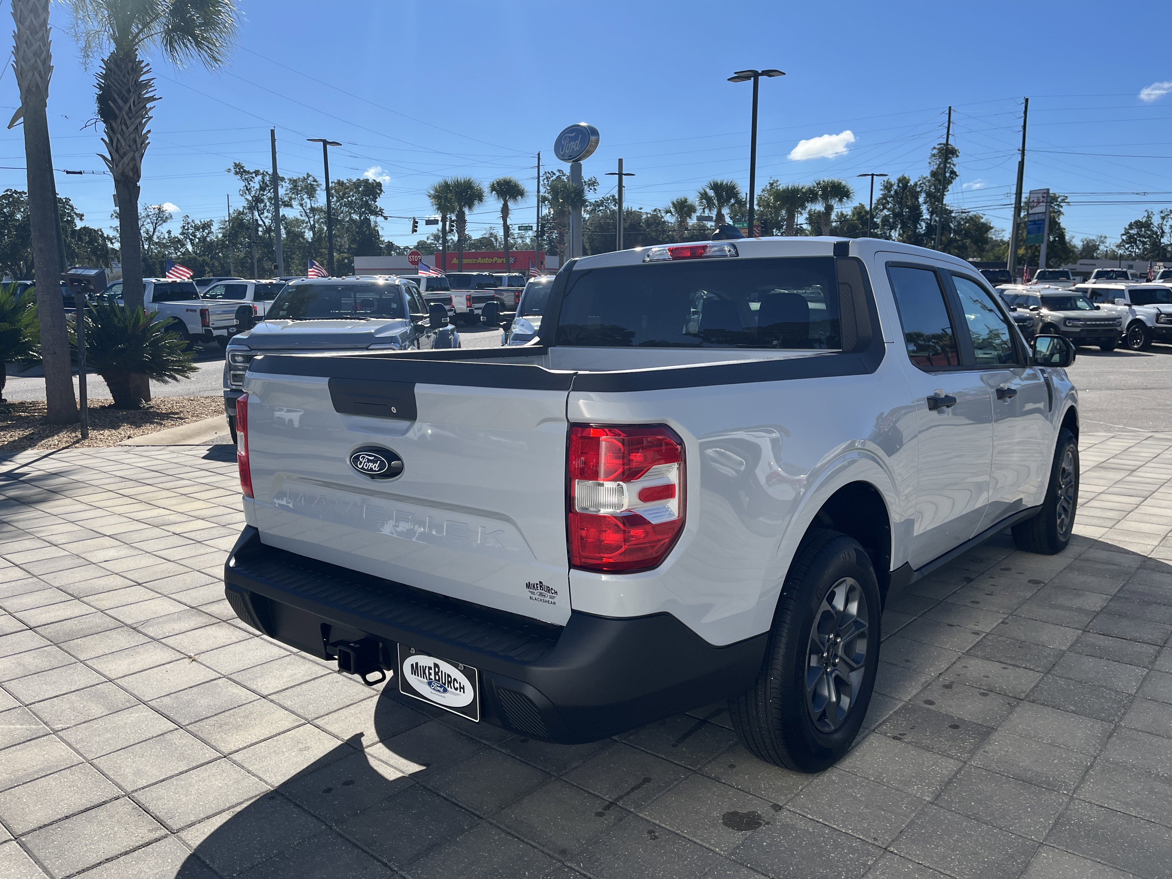 2025 Ford Maverick XLT - Photo 6