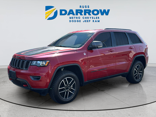 Used 2021 Red Jeep Trailhawk image 1
