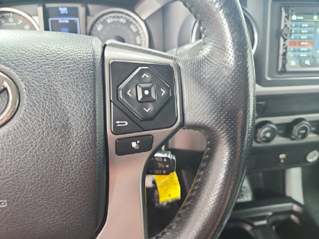 Used 2017 Silver Toyota SR5 image 23