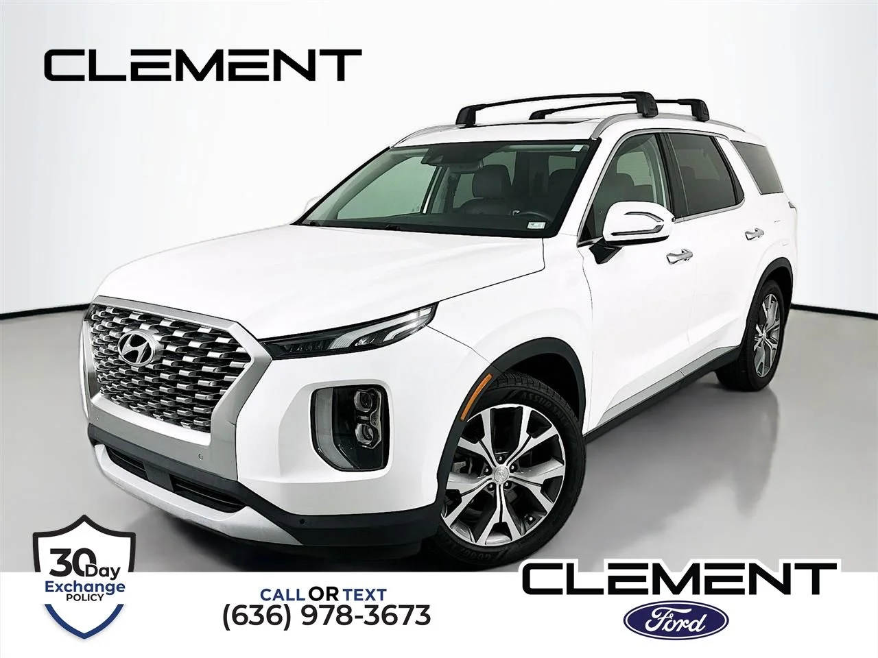 Used 2022 Hyper White Hyundai SEL image 1