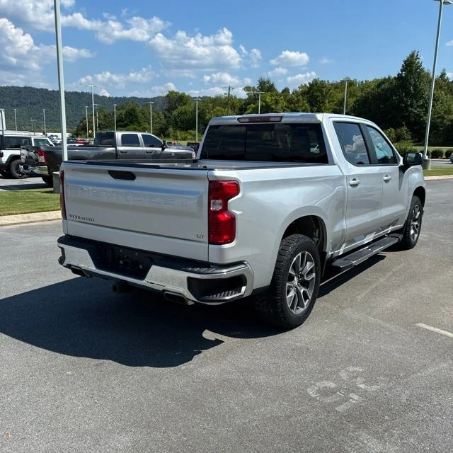 Used 2020 Silver Chevrolet LT image 3