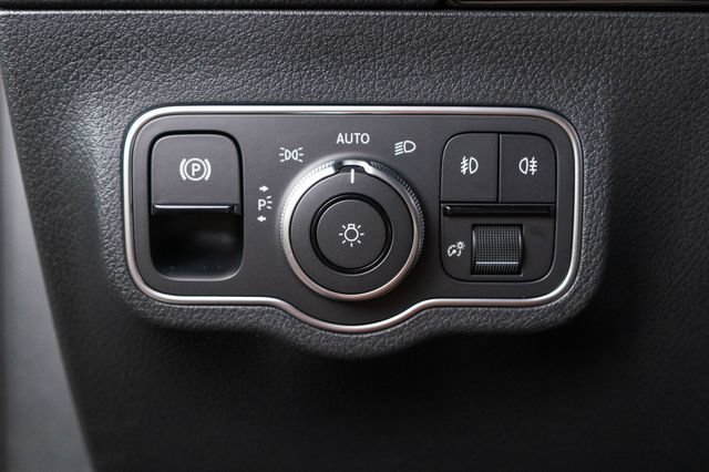 New 2026 Polar White Mercedes-Benz GLA 250 image 58
