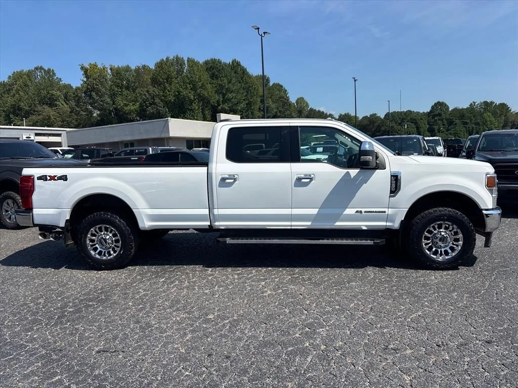 Used 2021 Oxford White Ford XLT image 10