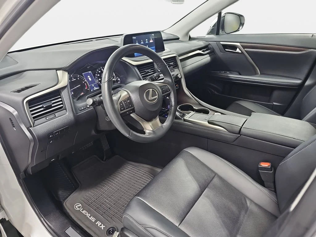 Used 2022 White Lexus 350 image 18