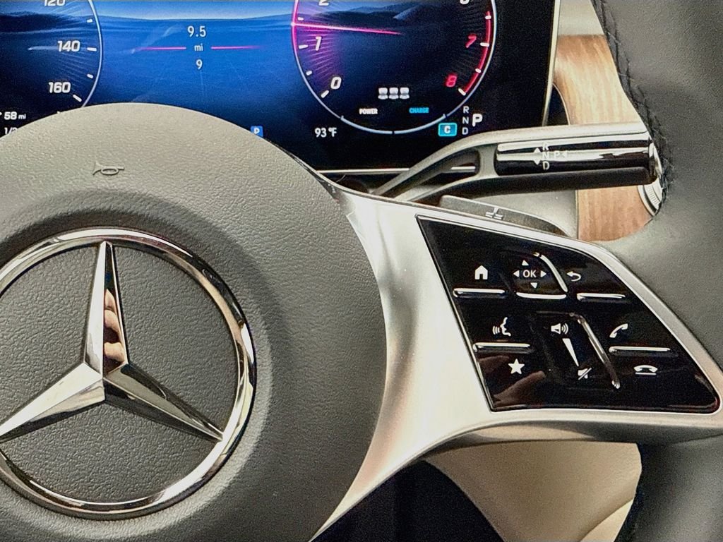 New 2027 Obsidian Black Metallic Mercedes-Benz GLC 300 image 12
