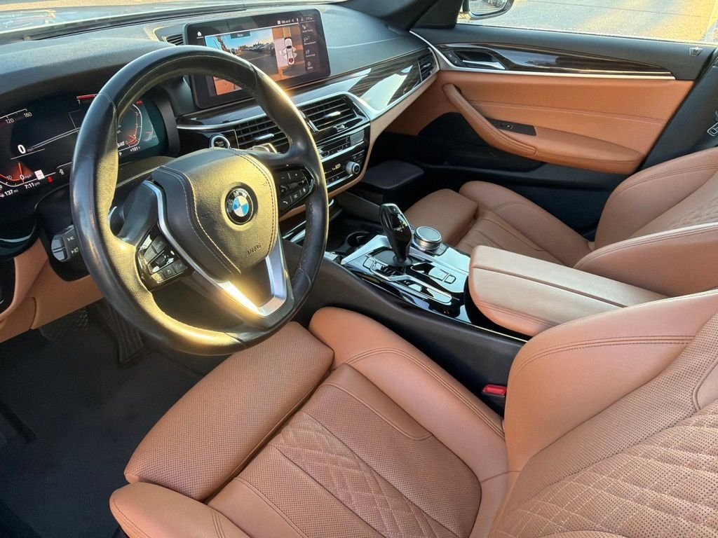 Used 2021 Silver BMW 530i image 4
