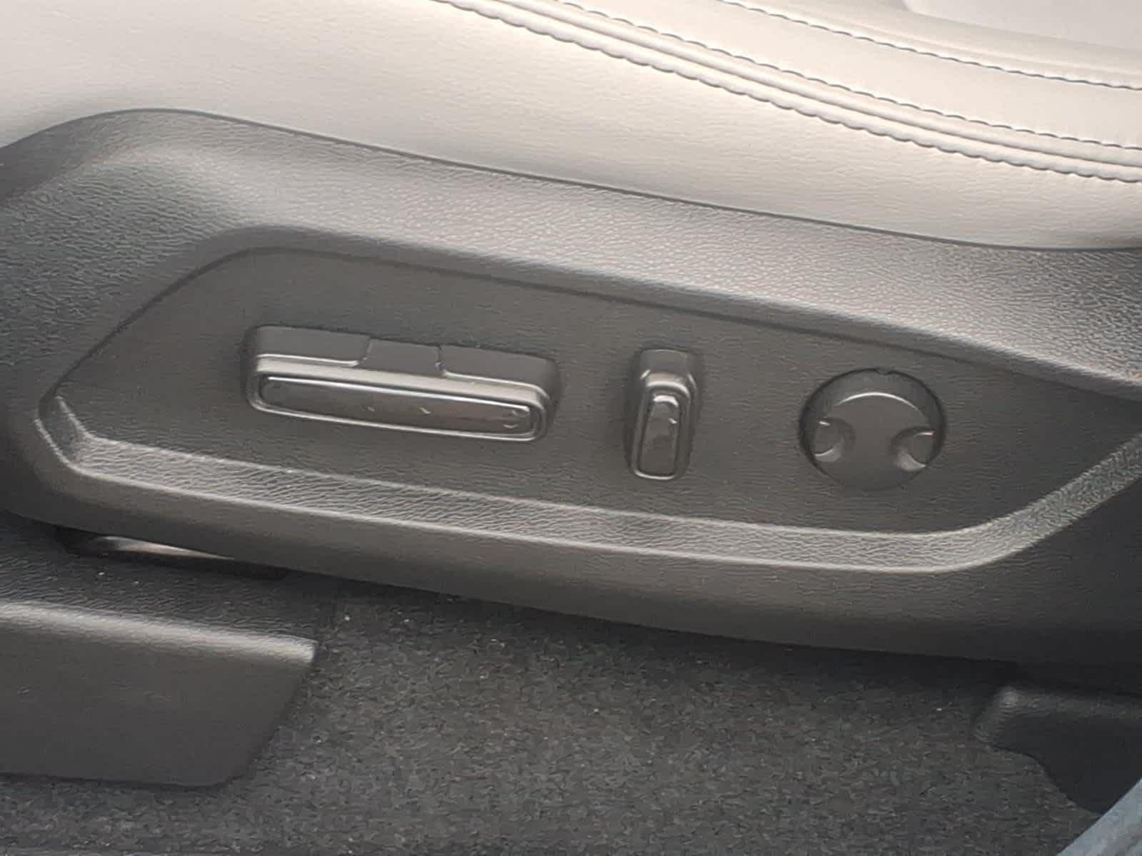 2025 Honda Pilot EX-L - Photo 18