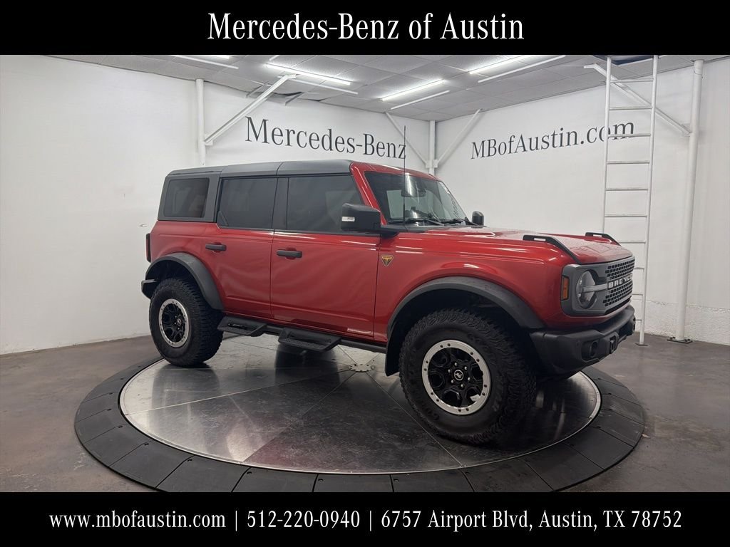 2023 Ford Bronco Badlands 4x4's photo