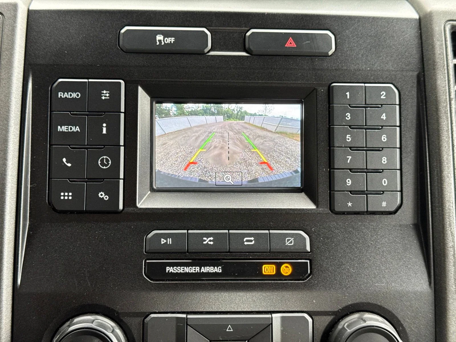 Used 2022 White Ford XL image 19