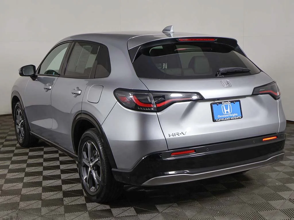 2025 Honda HR-V EX-L - Photo 9