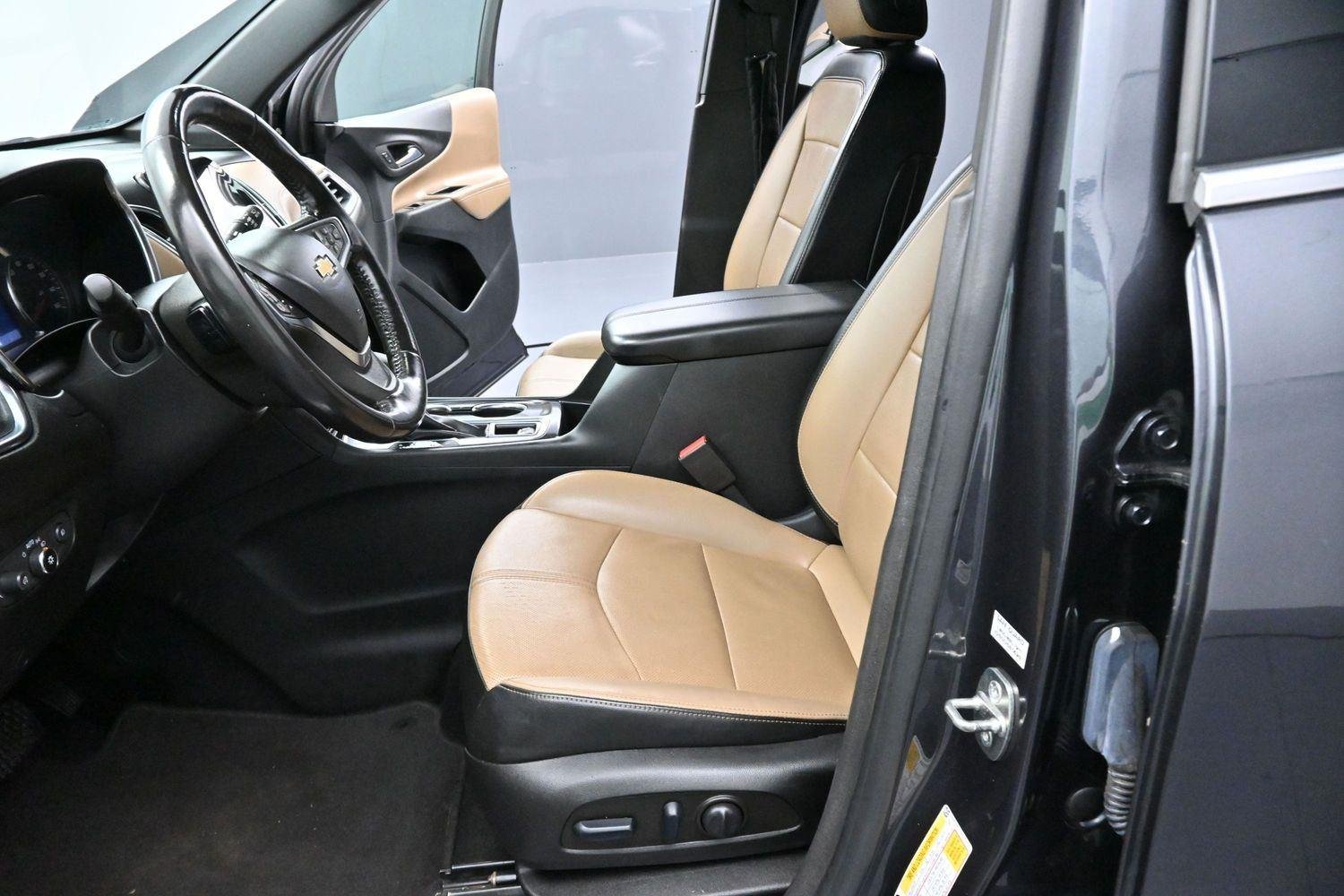 Used 2022 Iron Gray Metallic Chevrolet Premier image 15
