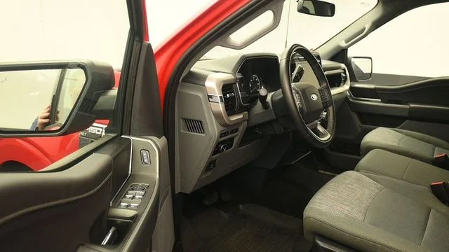 Used 2023 Race Red Ford XLT image 12