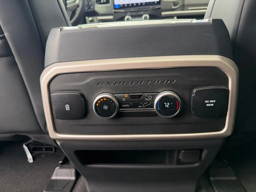 Used 2024 Green Ford XLT image 23