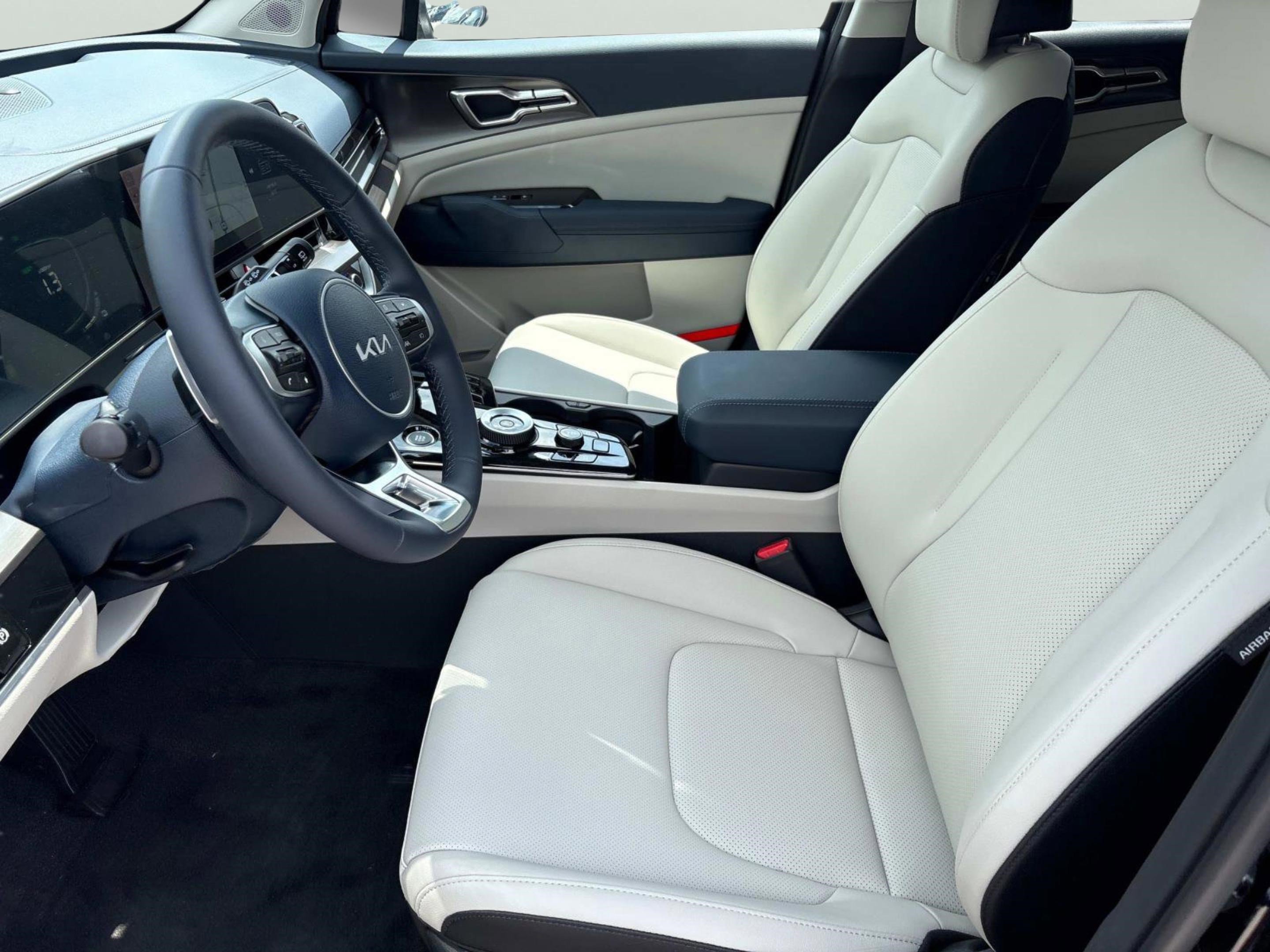 New 2025 Fusion Black Kia EX image 21