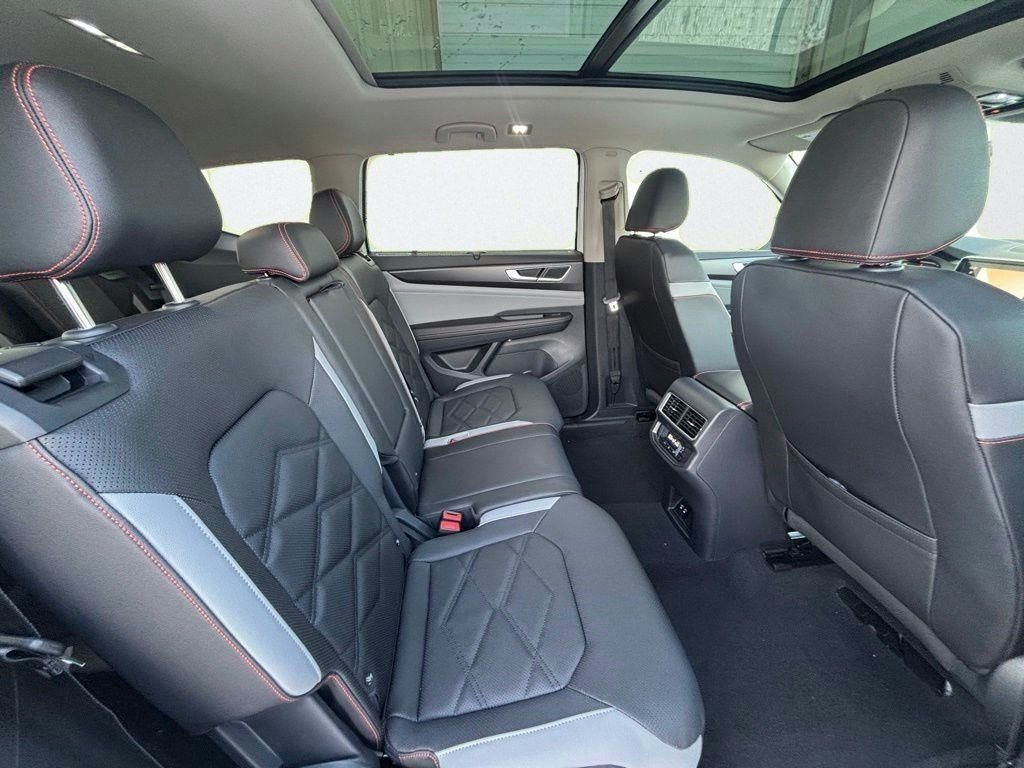 2026 Volkswagen Atlas Atlas Peak Edition - Photo 13