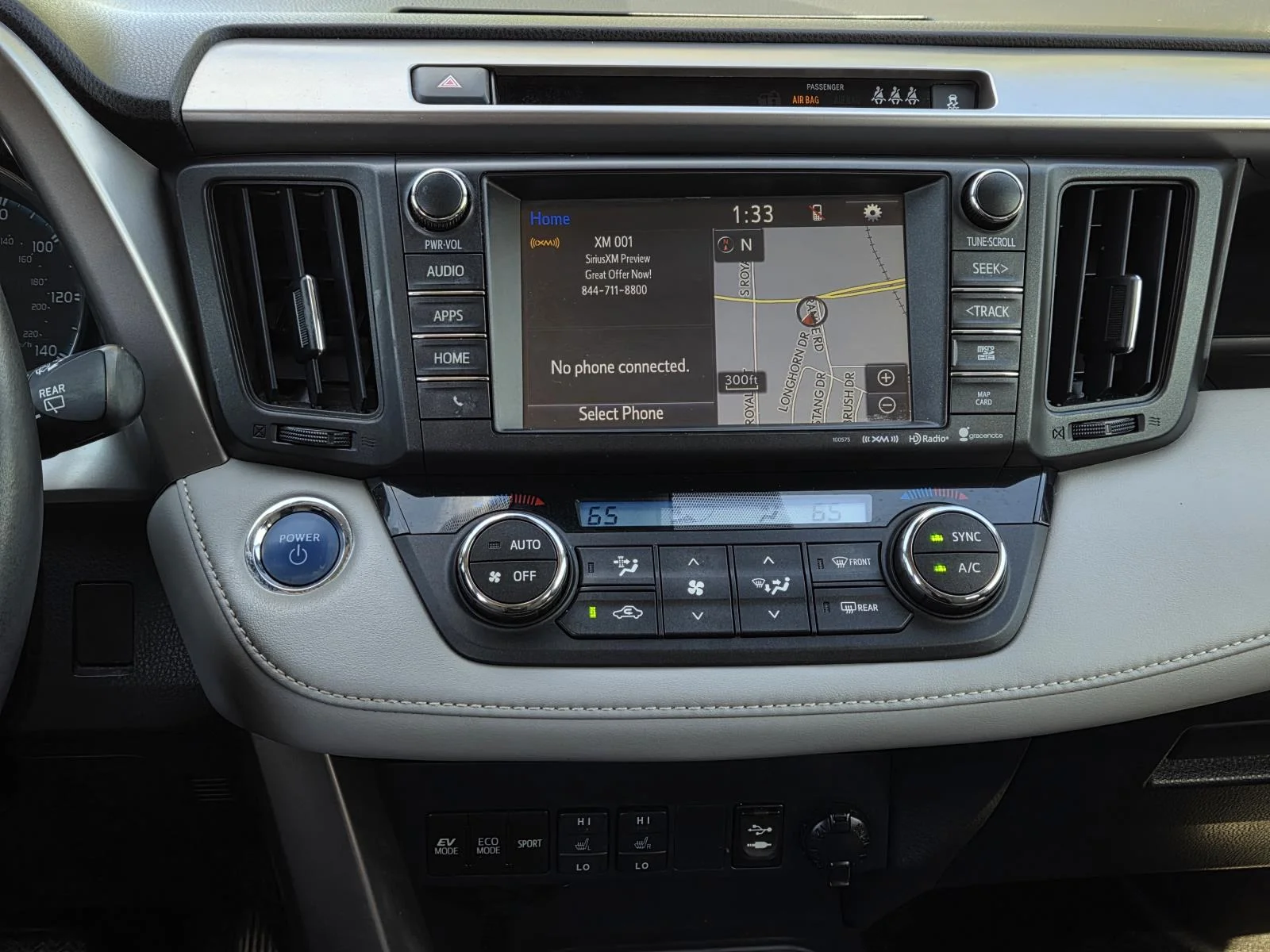 Used 2018 Silver Toyota Hybrid Limited AWD (Natl) image 14