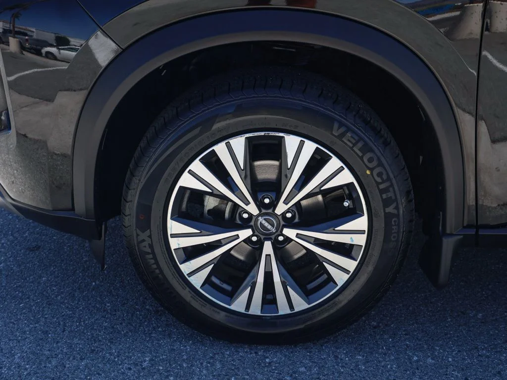 Used 2023 Black Nissan SV image 10