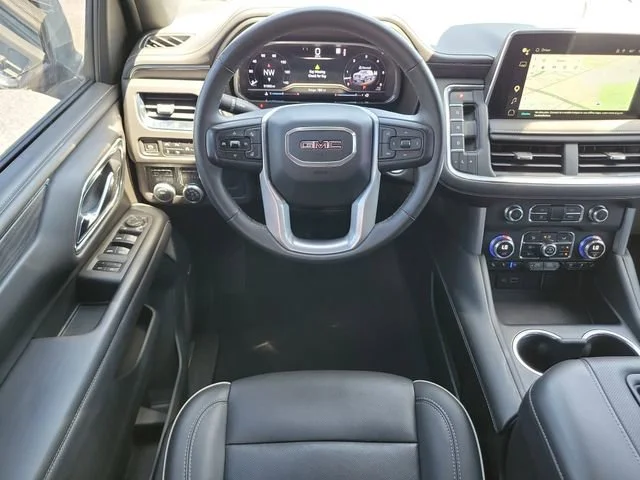 2023 GMC Yukon SLT - Photo 23