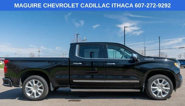 Used 2022 Black Chevrolet High Country image 5