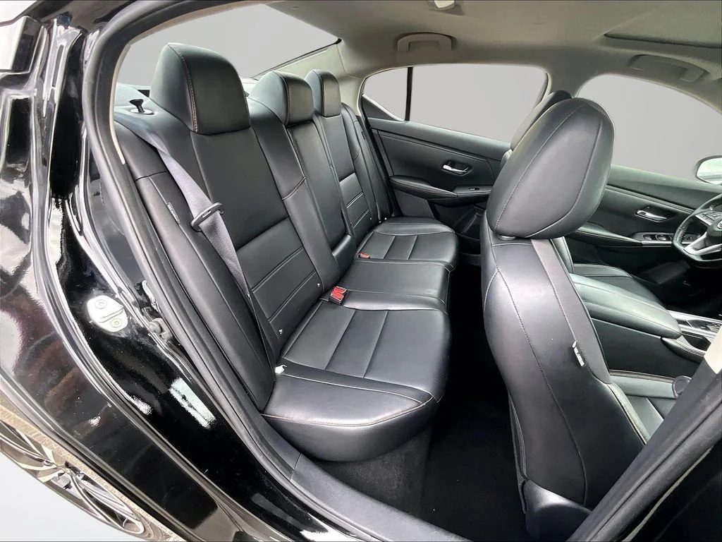 Used 2022 Black Nissan SR image 28
