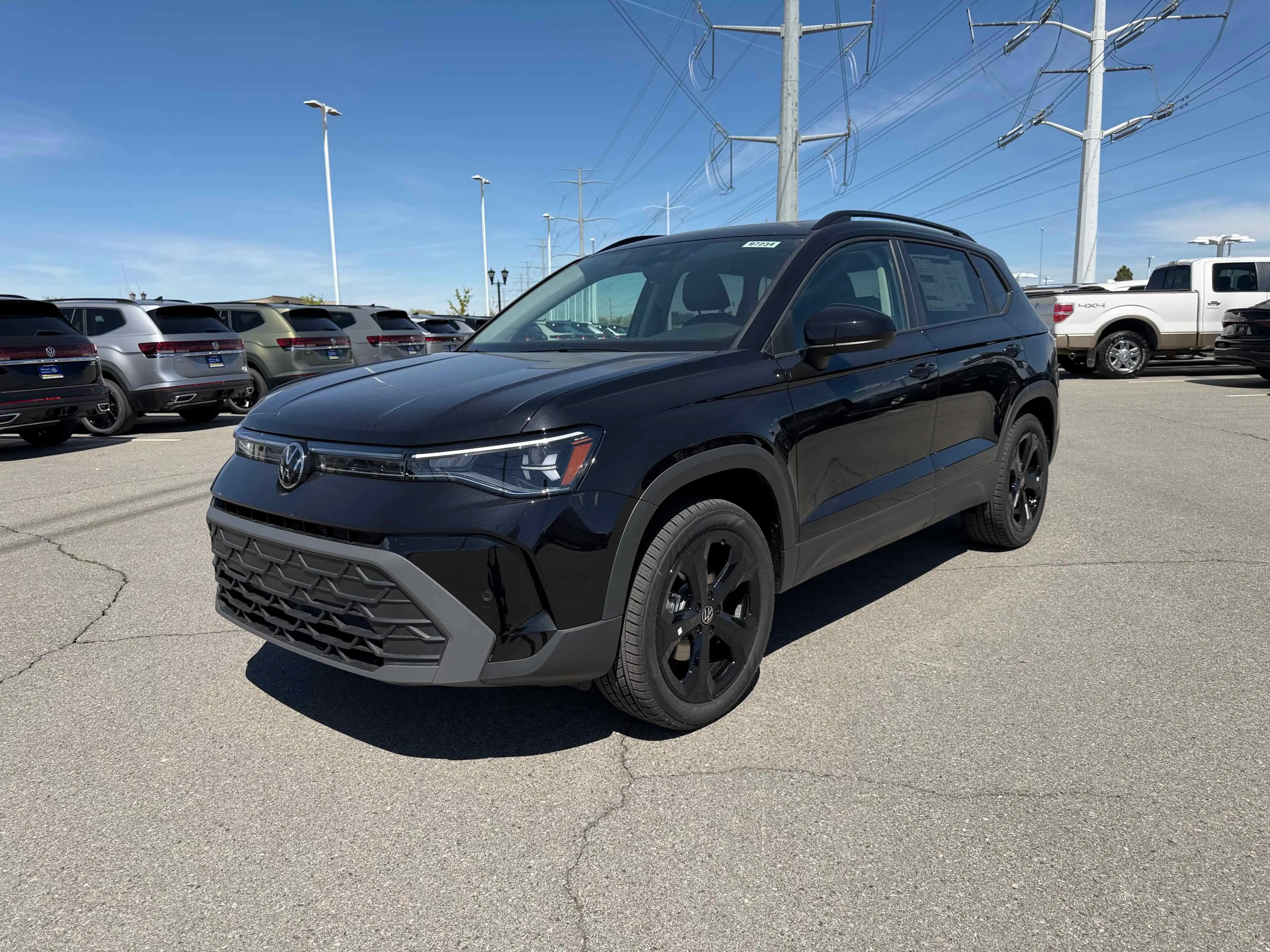 New 2026 Deep Black Volkswagen SE Black image 12