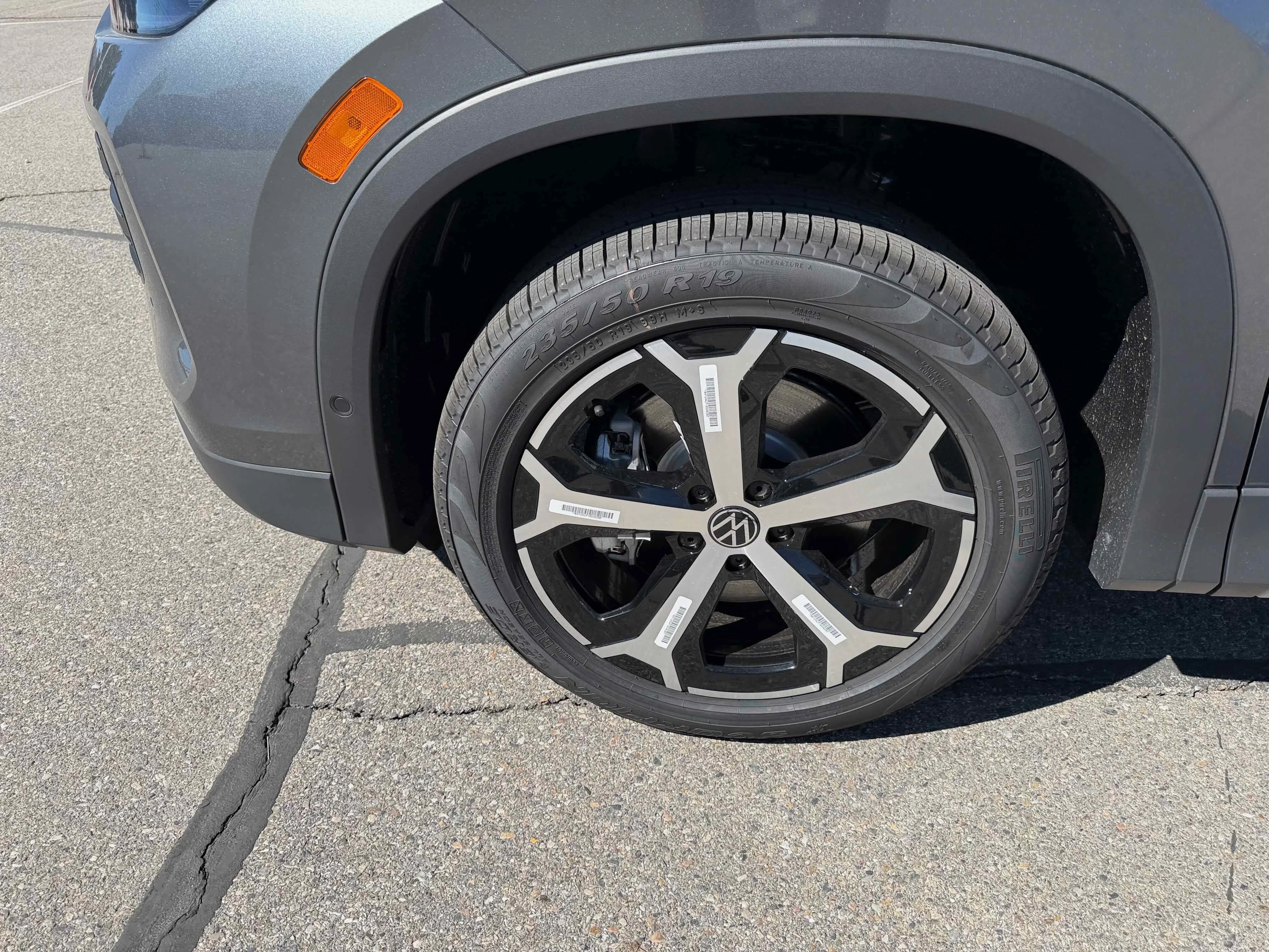 New 2026 Platinum Gray Volkswagen SE image 13