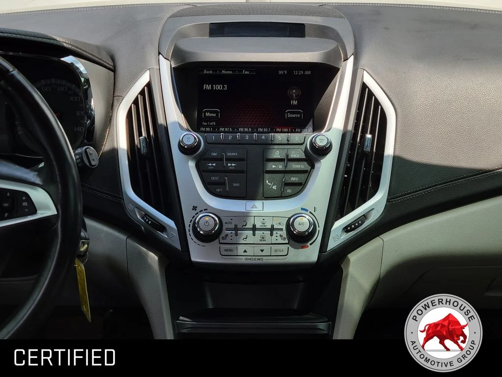 Used 2017 White GMC Denali image 22