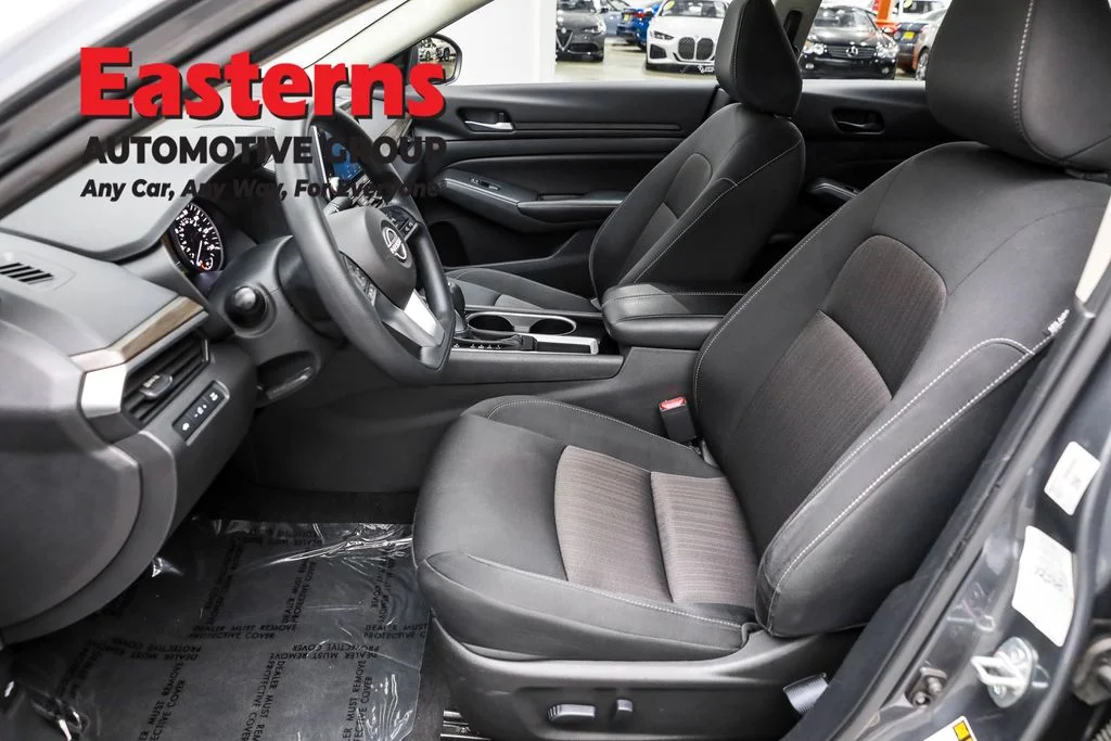 Used 2024 Gray Nissan 2.5 SV image 14