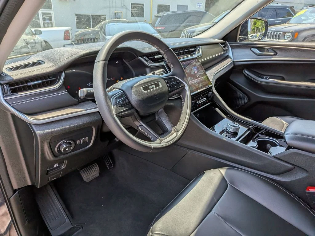Used 2023 Black Jeep Limited image 13