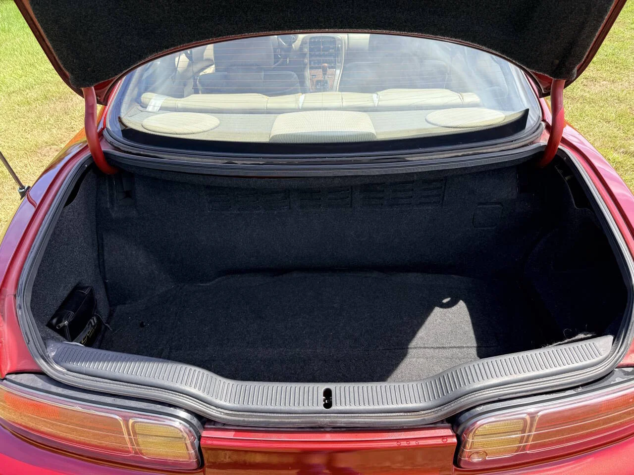 Used 2000 Red Lexus Base 2dr Coupe image 10