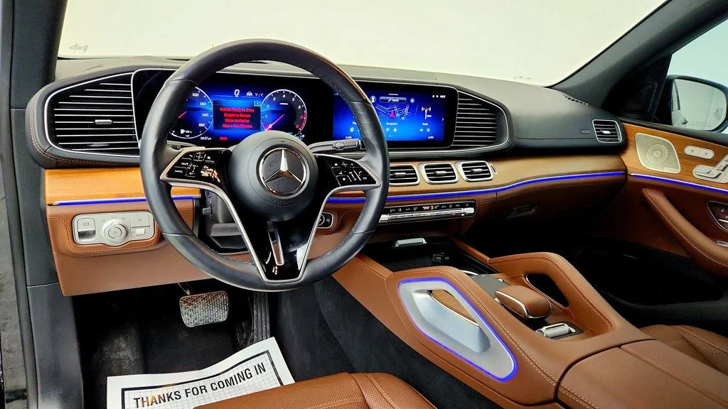 Used 2024 Black Mercedes-Benz GLE 450 4MATIC® SUV image 12