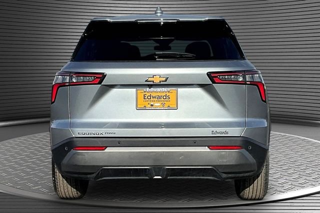 Used 2025 Gray Chevrolet LT image 5