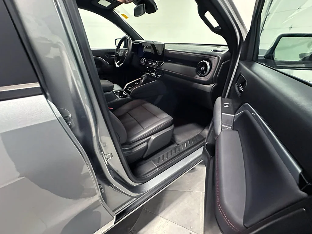 Used 2024 Sterling Gray Metallic Chevrolet Z71 image 26