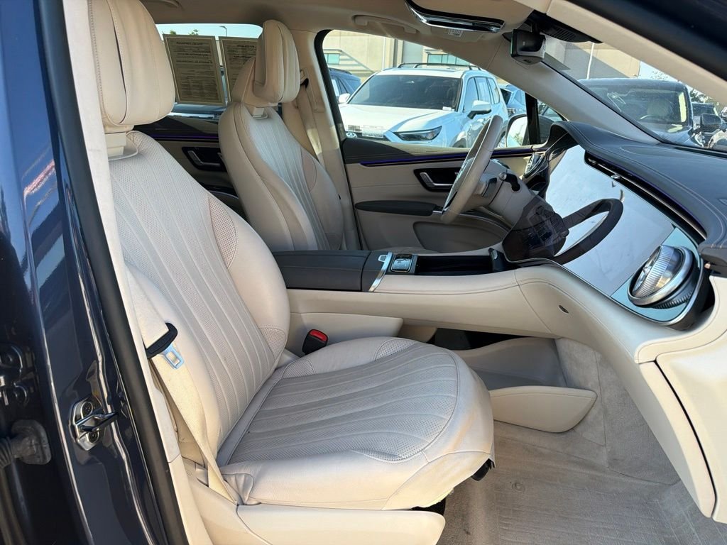 Used 2023 Blue Mercedes-Benz 580 image 16