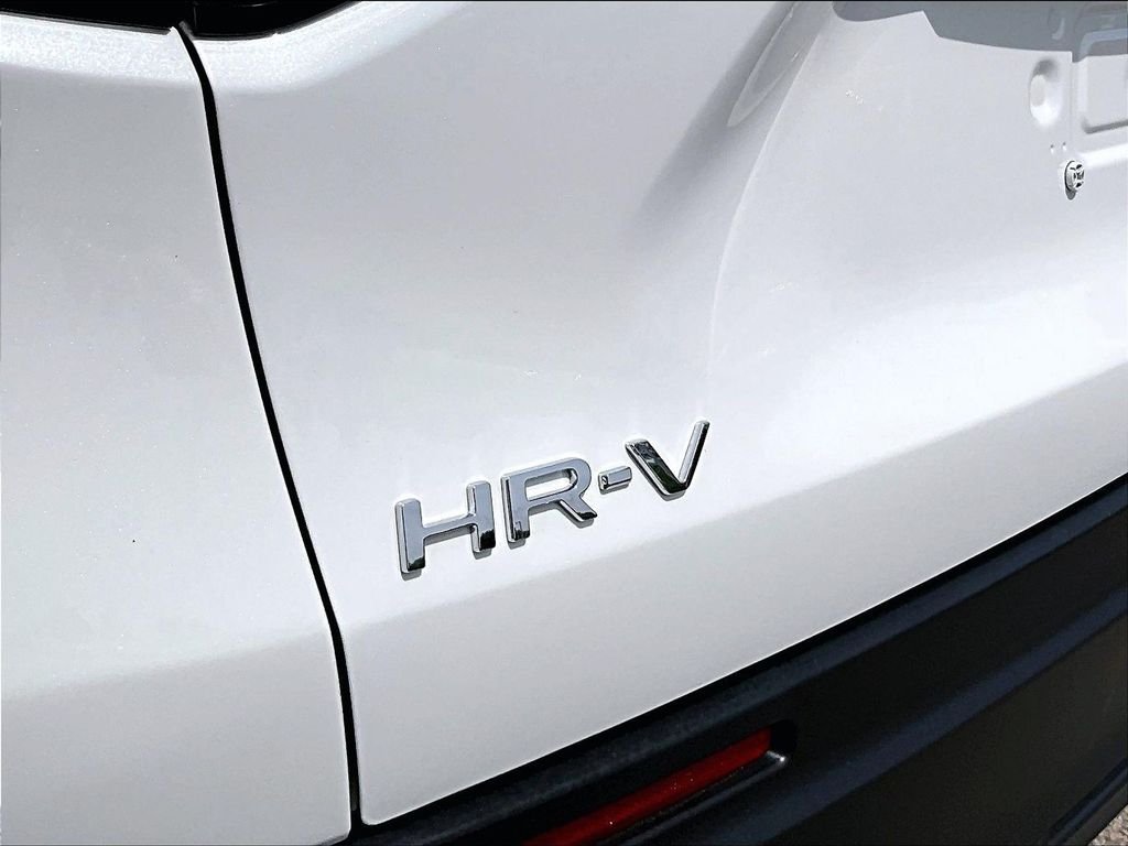 Used 2023 White Honda LX image 28