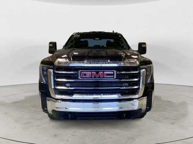 New 2026 Onyx Black GMC SLE image 9