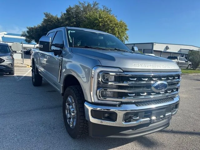 Used 2024 Silver Ford Lariat image 3