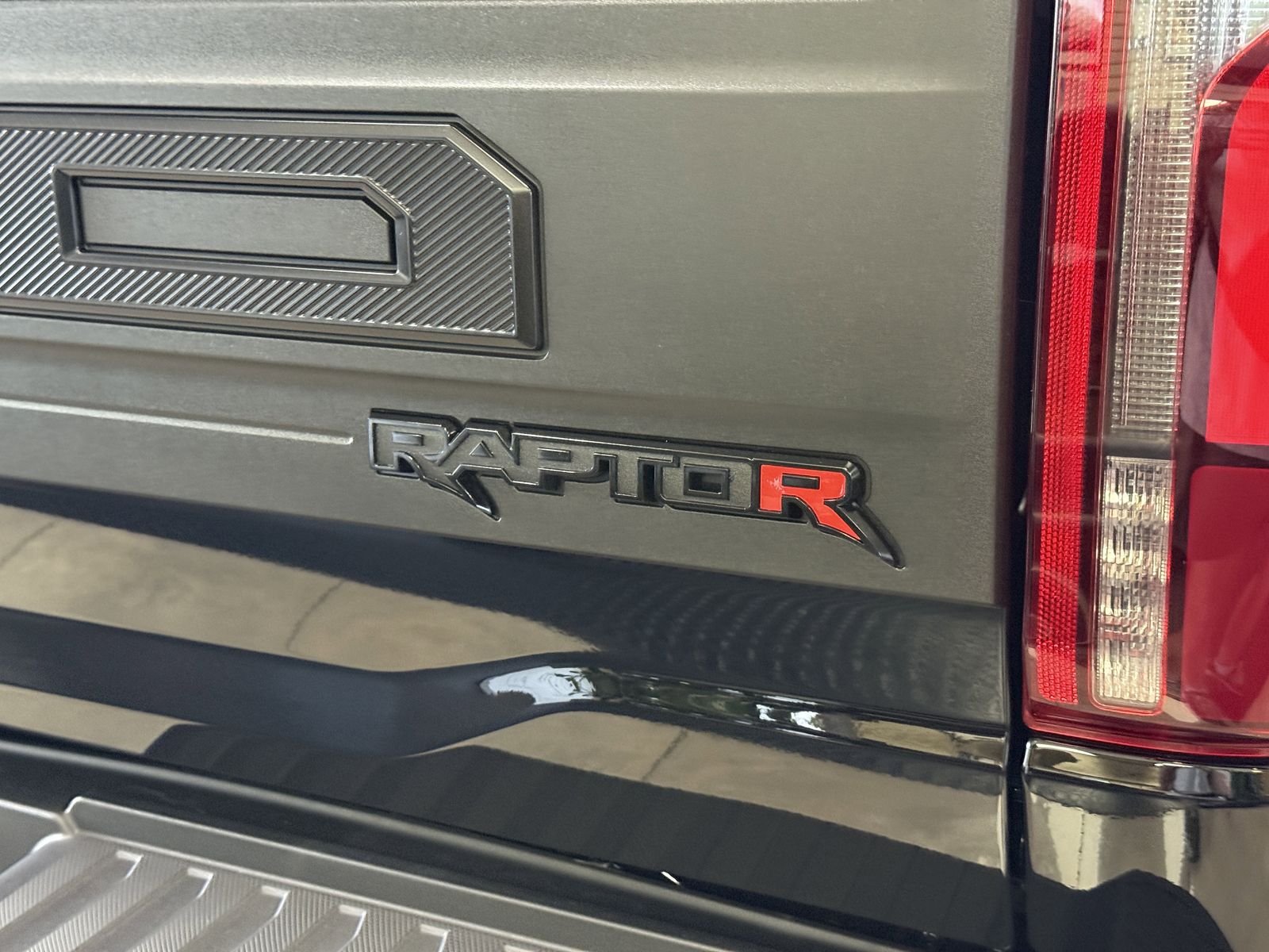 New 2026 Agate Black Metallic Ford Raptor image 10