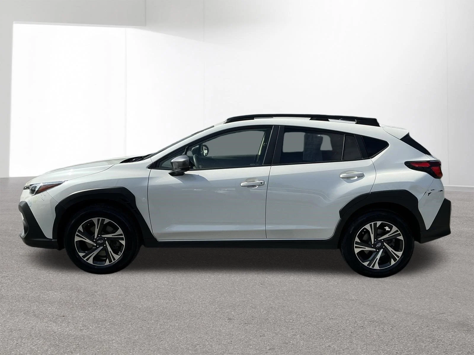 Used 2024 Crystal White Pearl Subaru Premium image 7