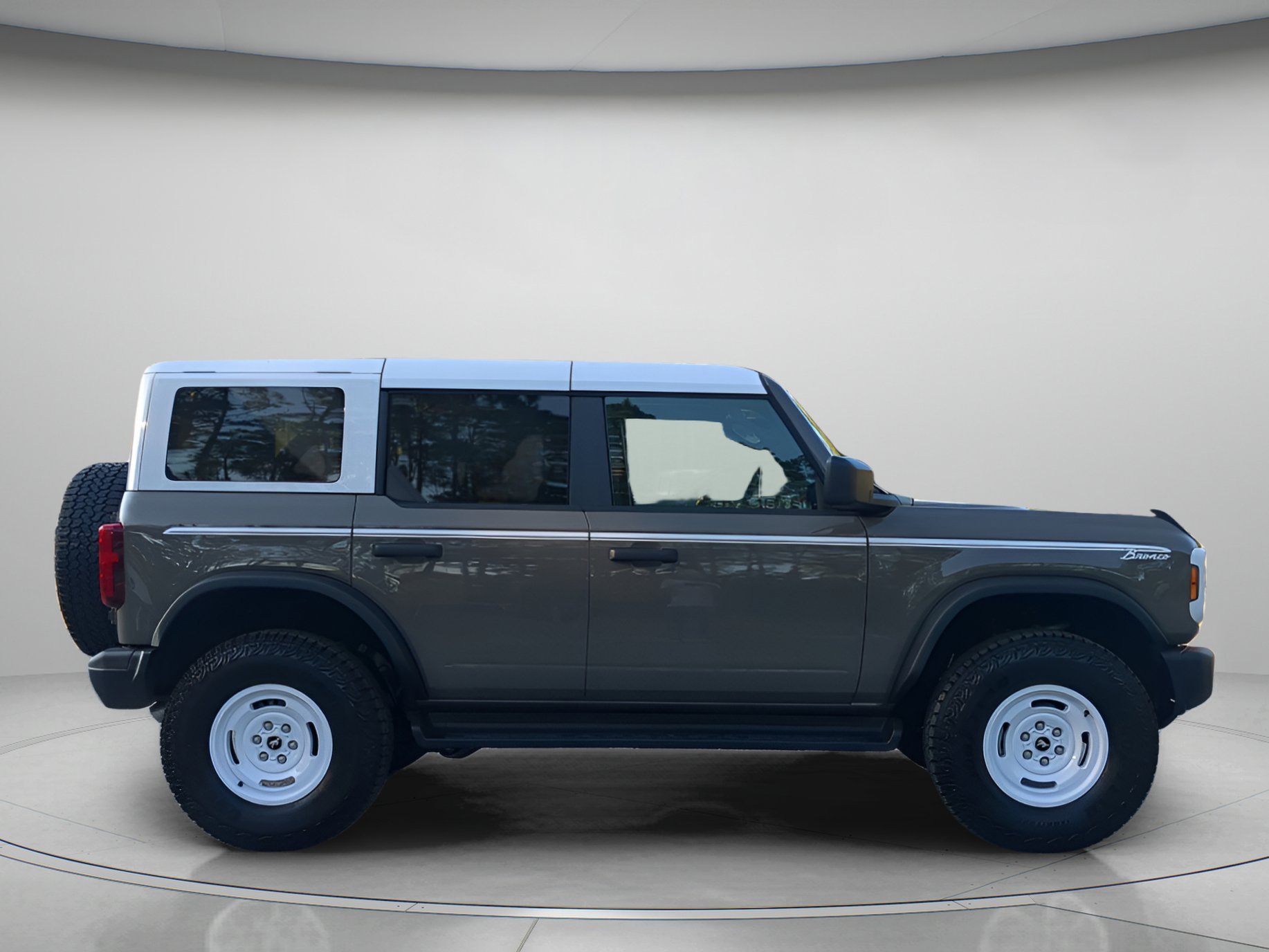 New 2026 Marsh Gray Ford Heritage Edition image 36