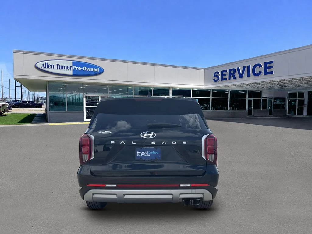 Used 2023 Abyss Black Pearl Hyundai Limited image 7