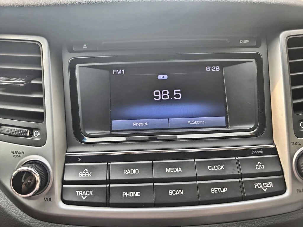 2017 Hyundai Tucson SE - Photo 13